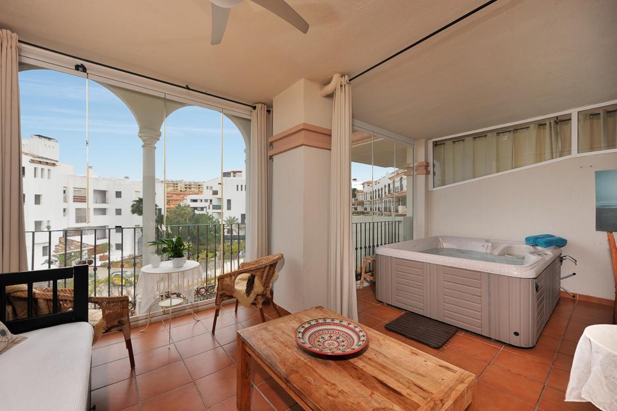 Coral Reef Apartment Ла Кала де Михас Екстериор снимка